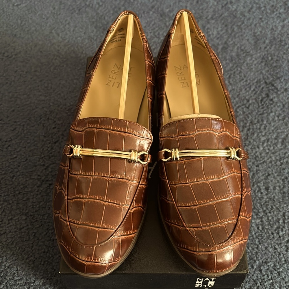 Naturalized Naples brown croco loafers size 8W